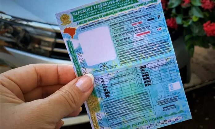 Foto-Lidiana-Cuiabano-Detran-MT_Easy-Resize.com_